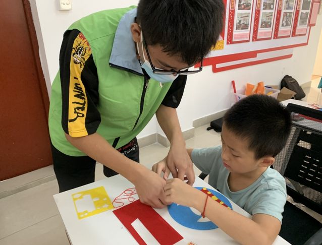 三鄉(xiāng)鎮(zhèn)開展“童心飛揚(yáng)迎國慶，禁毒宣傳齊助力”宣傳活動圖片2_副本.jpg